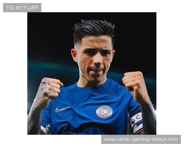 切尔西杰克逊前插接球爆射蓝军前场活力爆燃