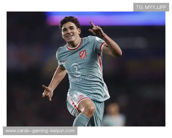 曼城阿尔瓦雷斯前场偷球后破门完成关键进球，带队登顶！